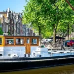 Houseboat rentals in the Jordaan - Amsterdam